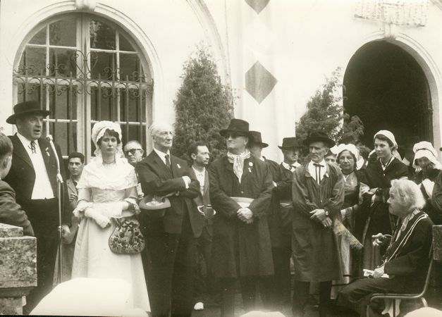 Click to see next picture